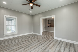 1102 S 11th St, Unit 1102 in Temple, TX - Building Photo - Building Photo