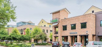 400-500 E McBee Ave in Greenville, SC - Building Photo