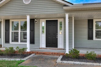 125 Cyndee Cir in Martinez, GA - Building Photo - Building Photo