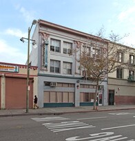 Golden West in Los Angeles, CA - Building Photo