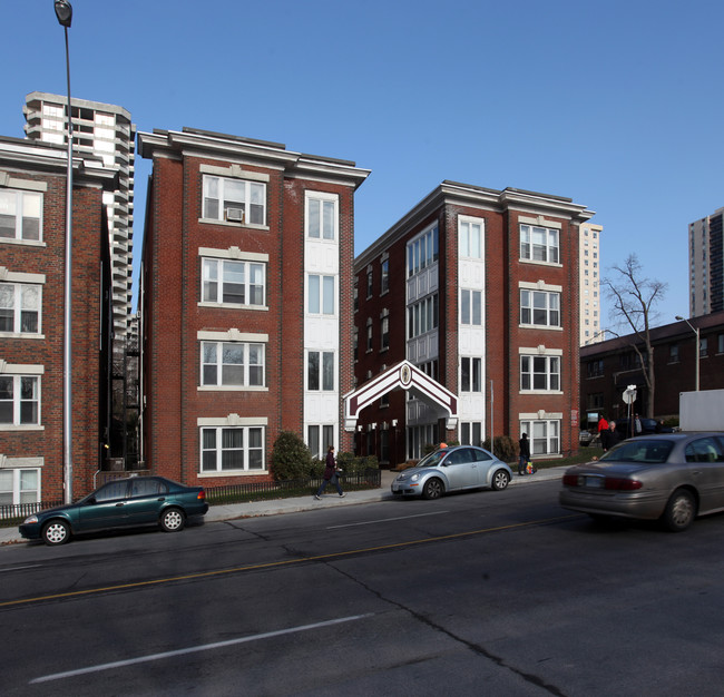 Grenadier Mansions in Toronto, ON - Building Photo - Building Photo