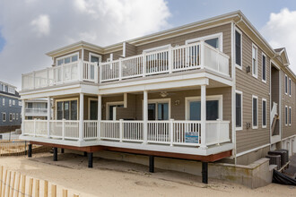 245 Beachfront in Manasquan, NJ - Building Photo - Building Photo