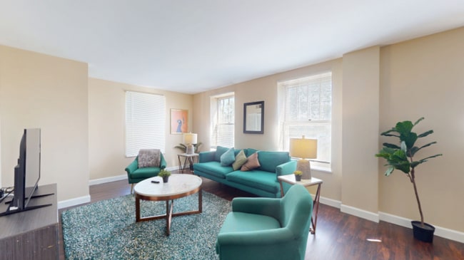 605 Clara Ave