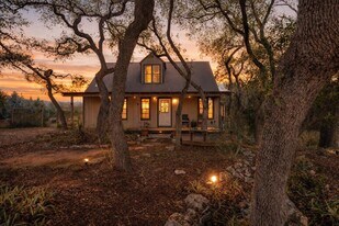 60 Canyon Creek Dr in Wimberley, TX - Building Photo