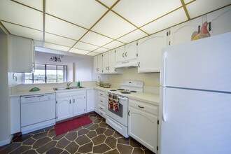 15 Royal Palm Way-Unit -4020 in Boca Raton, FL - Building Photo - Building Photo