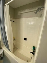 841 Squirrel Hill Rd in Charlotte, NC - Building Photo - Building Photo