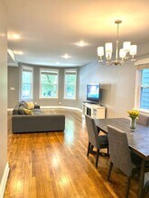 3646 N Damen Ave in Chicago, IL - Building Photo - Building Photo