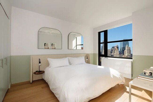 171 Suffolk St, Unit 11C in New York, NY - Foto de edificio - Building Photo