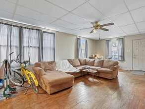 911 E Illinois Ave in Spokane, WA - Building Photo - Building Photo