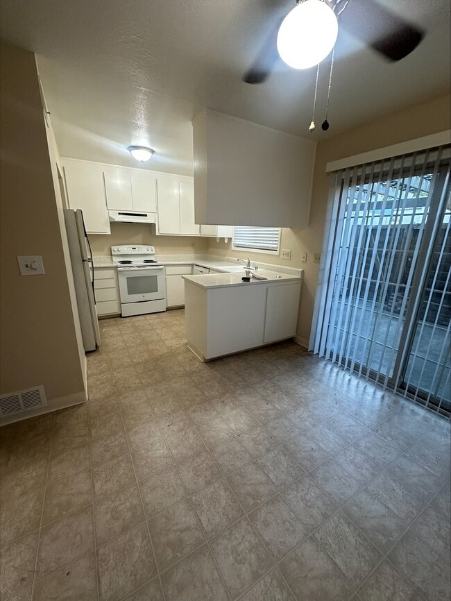 property at 3540 Northwood Dr.