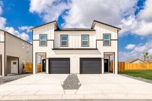 2805 Armaan Way in Converse, TX - Building Photo