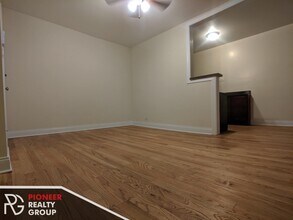2844 N Orchard St, Unit 39 in Chicago, IL - Building Photo - Building Photo