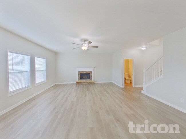 383 Oakhaven Way in Villa Rica, GA - Building Photo - Building Photo