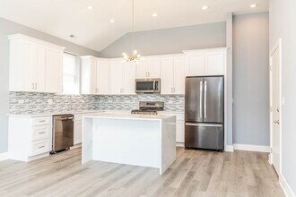 6632 S Kenwood Ave in Chicago, IL - Building Photo - Building Photo