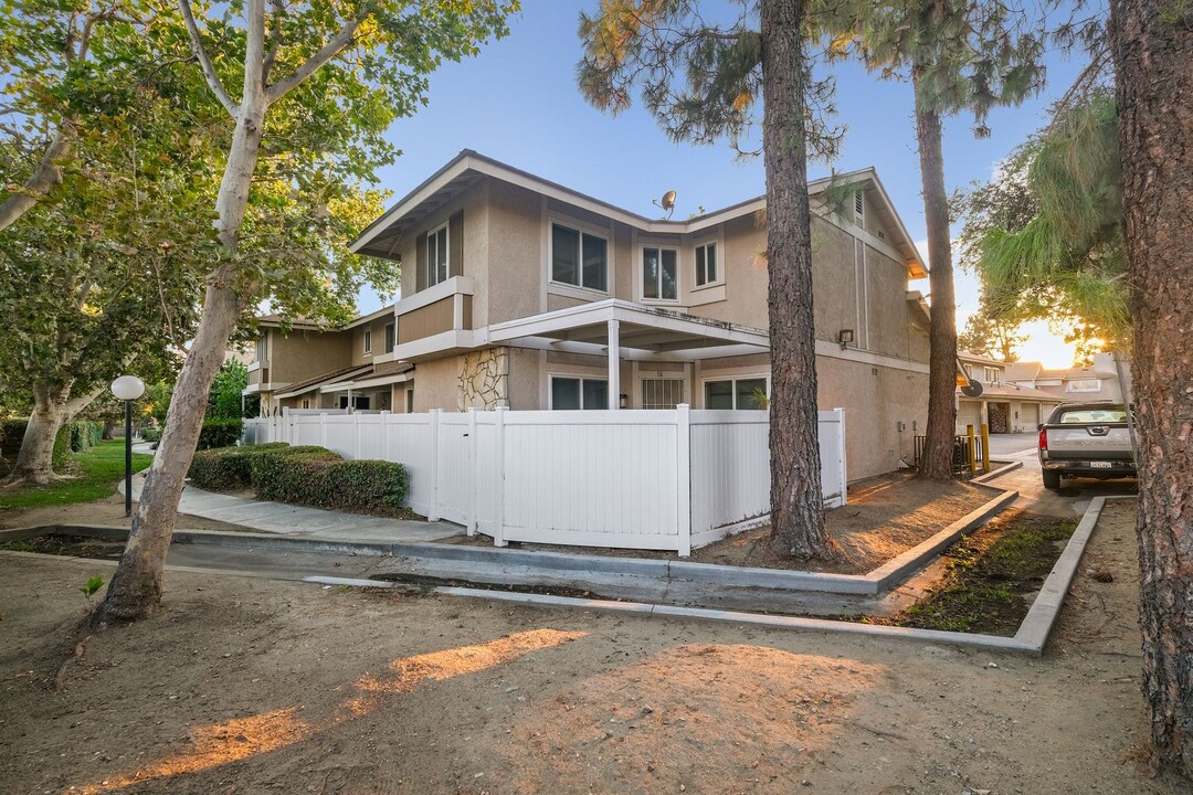 1650 S Campus Ave-Unit -1650 Campus Avenue in Ontario, CA - Building Photo