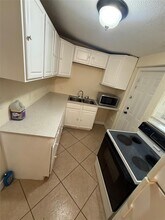 1608 NW 11th St in Fort Lauderdale, FL - Building Photo - Building Photo