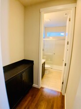 17082 NE 123rd St in Redmond, WA - Building Photo - Building Photo