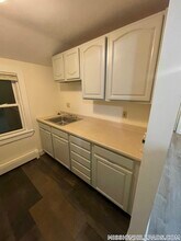 40 Winthrop St in Boston, MA - Building Photo - Building Photo