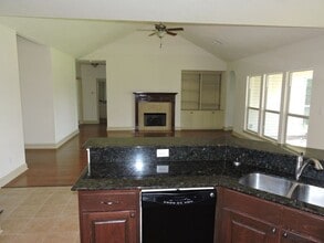 10125 Montrachet Dr in Baton Rouge, LA - Building Photo - Building Photo