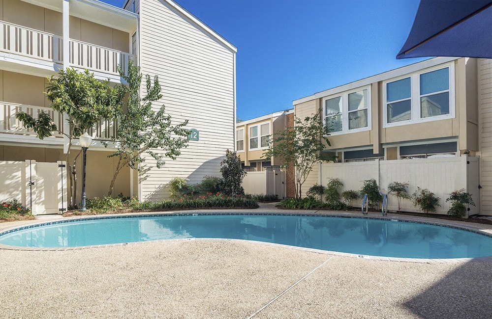 Fox Run in Metairie, LA - Foto de edificio