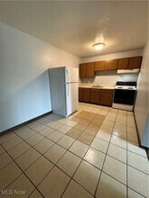 271 Folsom St NW in Warren, OH - Building Photo - Building Photo