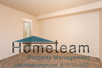6955 Alvarado Rd in San Diego, CA - Building Photo - Building Photo