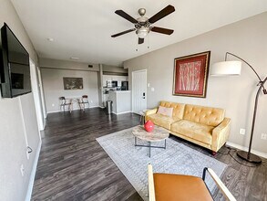 6225 Saratoga Blvd in Corpus Christi, TX - Building Photo - Building Photo