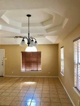 703 La Mancha Dr-Unit -1 in Edinburg, TX - Foto de edificio - Building Photo