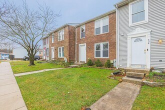 426 Mystic View Turn in Glen Burnie, MD - Building Photo - Building Photo
