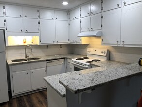 5012 Leeshire Trail in Tucker, GA - Building Photo - Building Photo