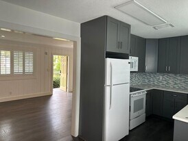 2940 Cherokee Rd in West Palm Beach, FL - Building Photo