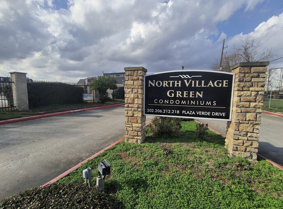 206 Plaza Verde Dr, Unit A26 in Houston, TX - Foto de edificio