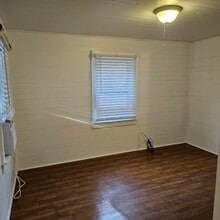 616 Powell Dr in Raleigh, NC - Building Photo - Building Photo