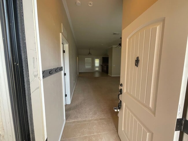 700 Apple Tree Ln in Moore, OK - Building Photo - Building Photo