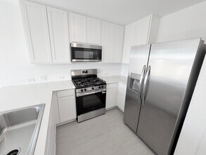 2818 Cedar Rock St in League City, TX - Building Photo - Building Photo