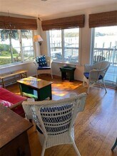 307 Winchester Dr in South Kingstown, RI - Building Photo - Building Photo