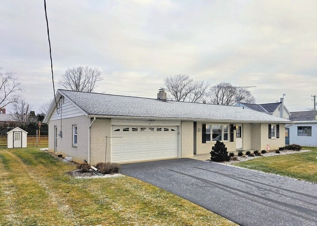 3 Hillcrest Ave in Leola, PA - Building Photo - Building Photo