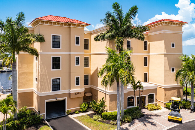 Costa Bella in Punta Gorda, FL - Building Photo - Building Photo