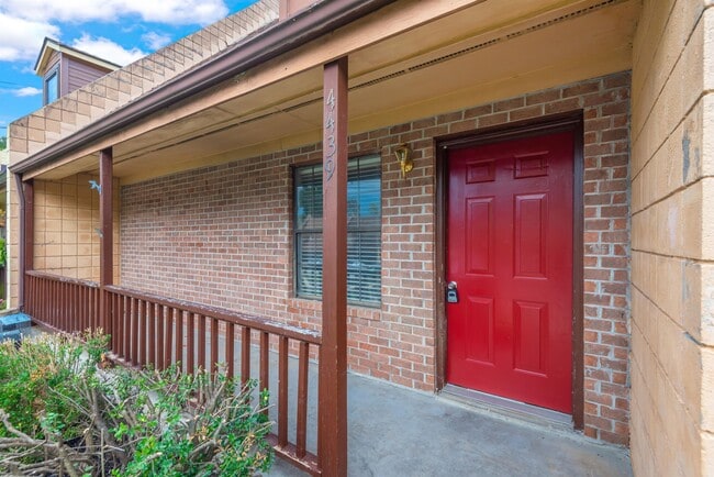 4439 Townhouse Way in Knoxville, TN - Building Photo - Building Photo