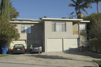 3419 Rowena Ave in Los Angeles, CA - Building Photo - Building Photo