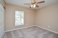 18135 Brooknoll Dr photo'