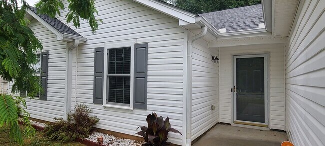 420 Shenandoah Ct in Winder, GA - Building Photo - Building Photo