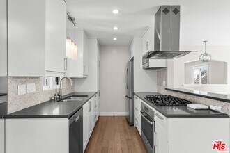 1540 Marlay Dr in Los Angeles, CA - Building Photo - Building Photo