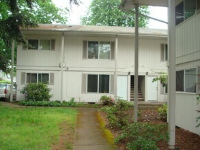 Tall Firs Aparments in Vancouver, WA - Building Photo - Building Photo