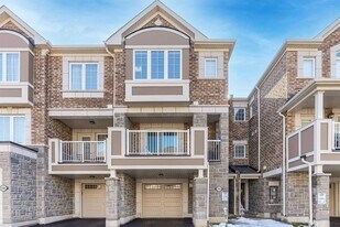 986 Alder Gate in Milton, ON - Building Photo