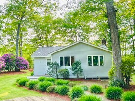 45 Hannas Rd in Charlestown, RI - Building Photo