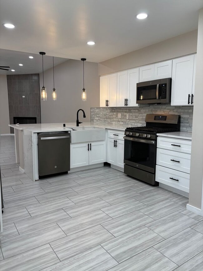 property at 87 Pheasant Hill Dr NE