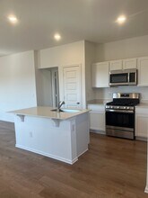 11833 NW 100th St in Yukon, OK - Building Photo - Building Photo