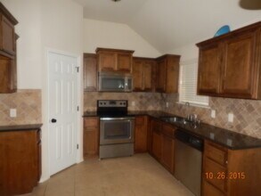 2325 Golden Ln in Edmond, OK - Building Photo - Building Photo