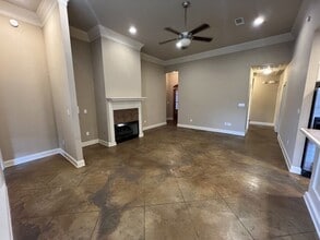 2568 Middletowne Dr in Zachary, LA - Building Photo - Building Photo